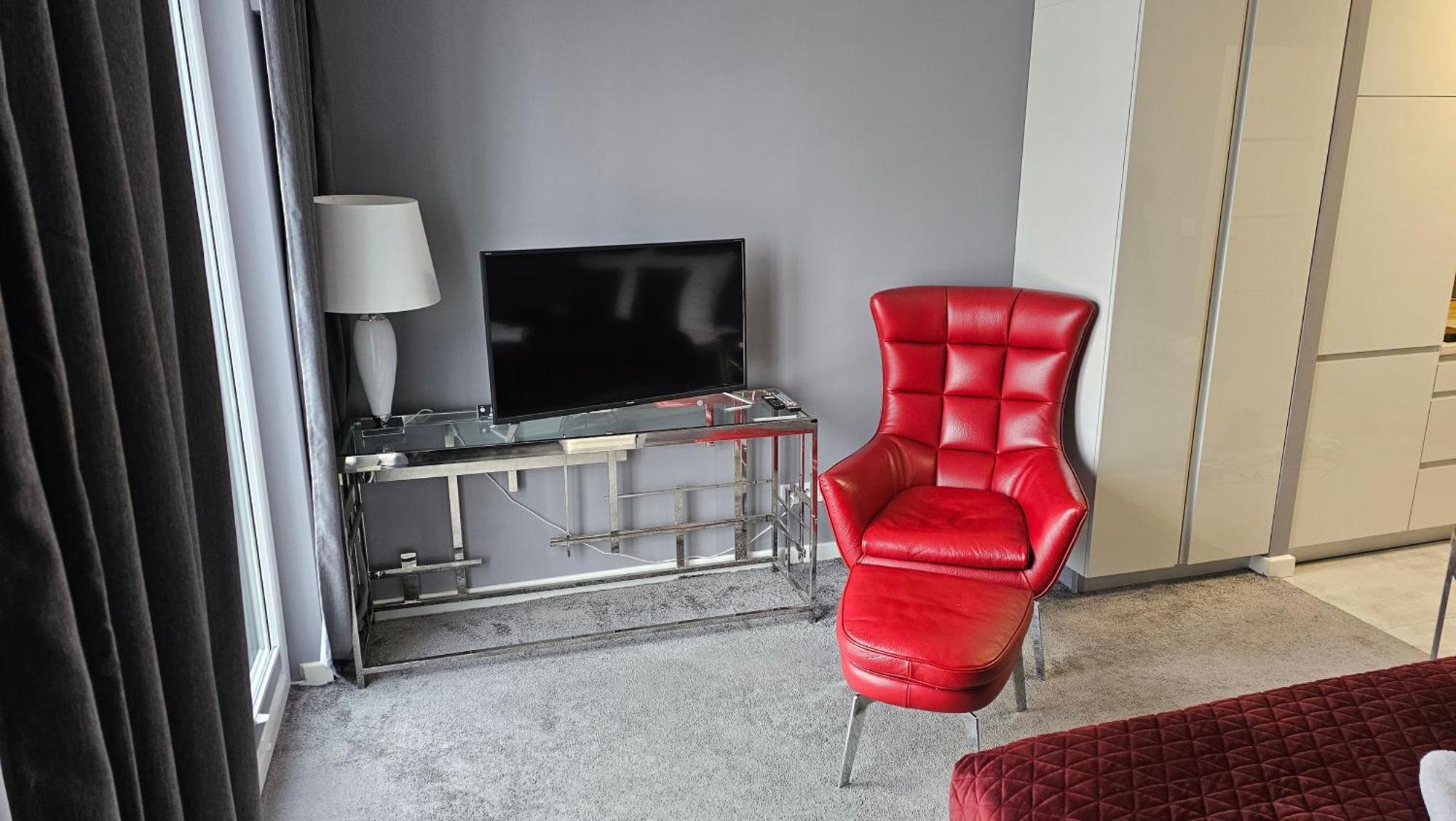 Apartamenty Wola Tower Na Prymasa - Z Widokiem Na City Varsovia Exterior foto