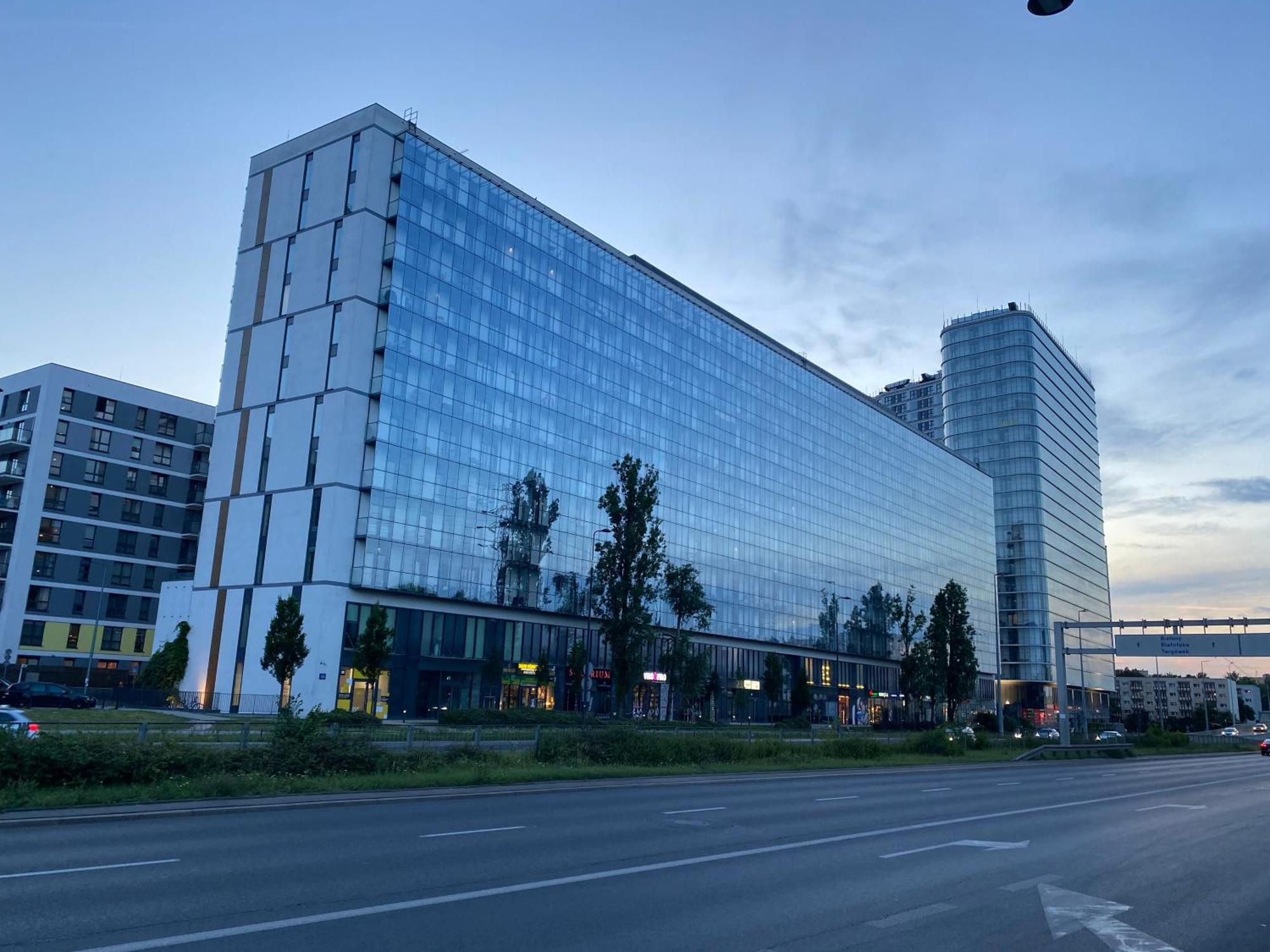 Apartamenty Wola Tower Na Prymasa - Z Widokiem Na City Varsovia Exterior foto